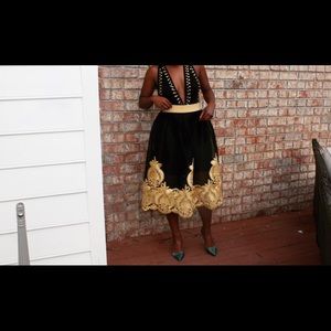 Embellished Black & Gold Midi-Skirt
